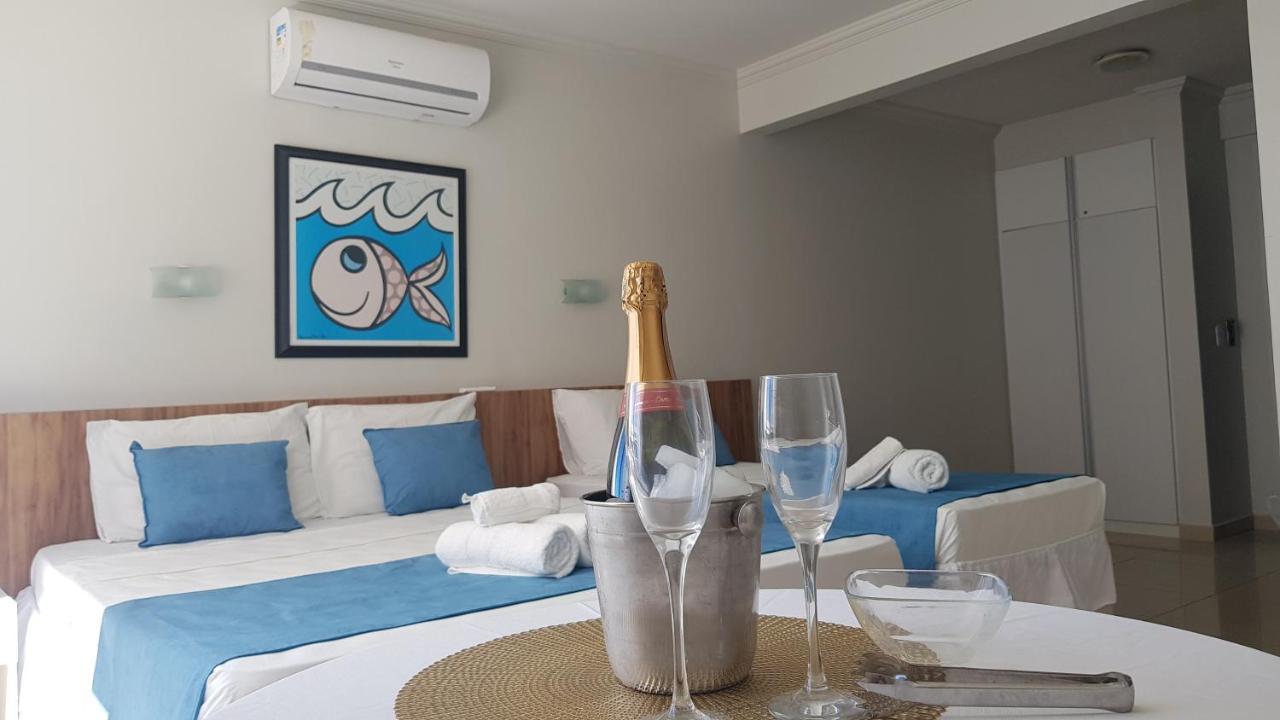 Flats A Beira Mar Em Na Pajucara Apartment